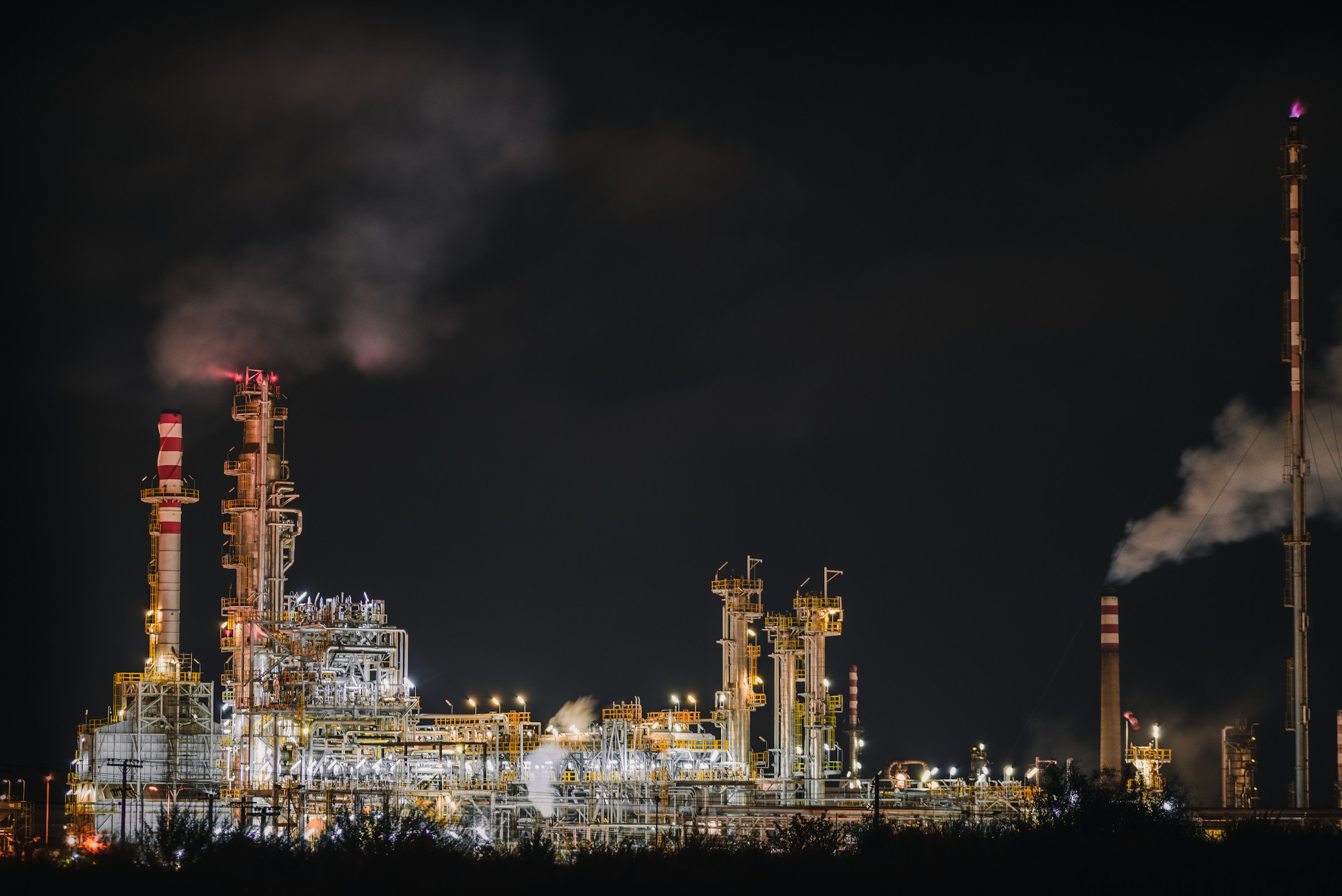 Refinería / planta petroquímica vista aérea